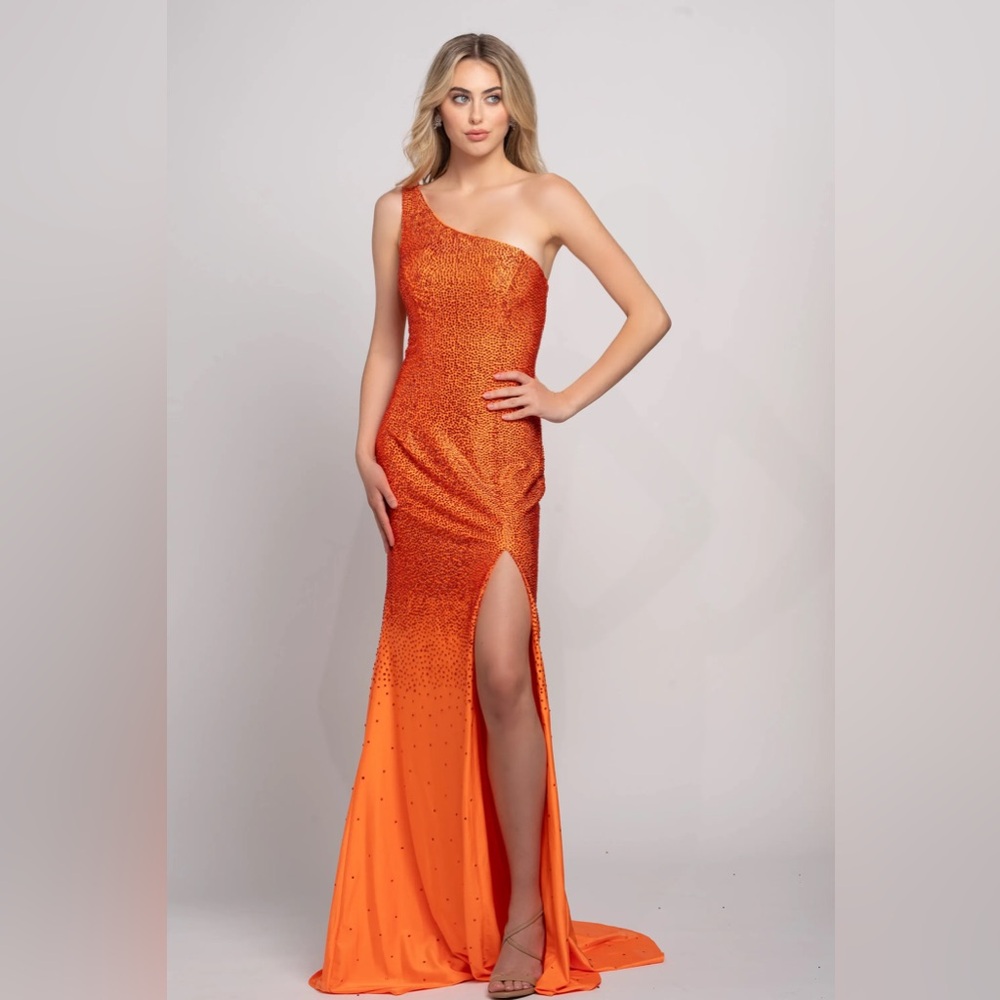 Elegant Orange One-Shoulder Dress